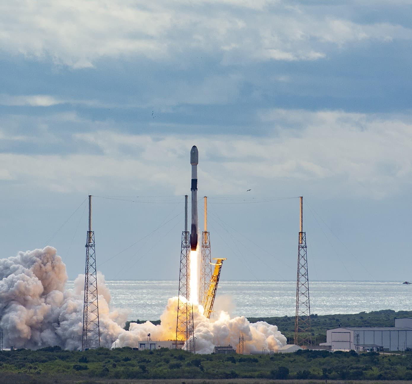 Falcon 9 image